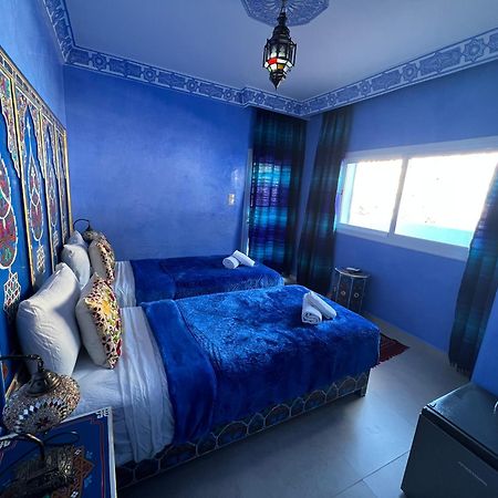 Puerta Azul Bed & Breakfast Чефчауен Екстериор снимка