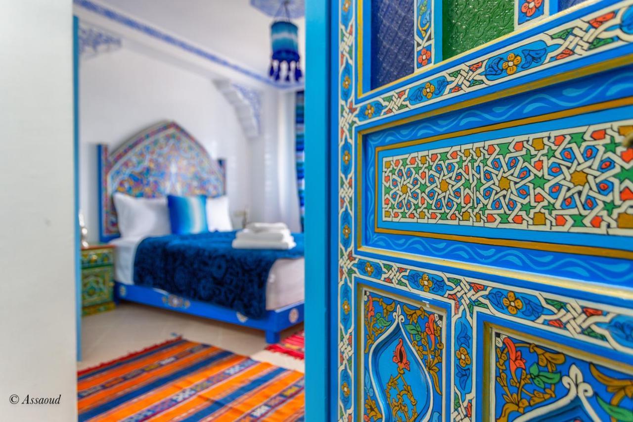 Puerta Azul Bed & Breakfast Чефчауен Екстериор снимка