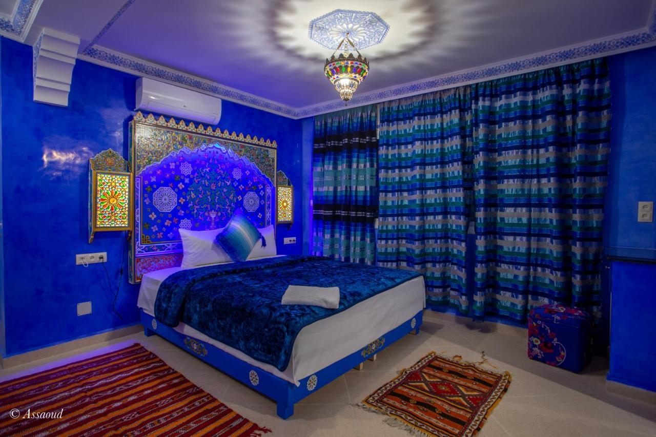 Puerta Azul Bed & Breakfast Чефчауен Екстериор снимка