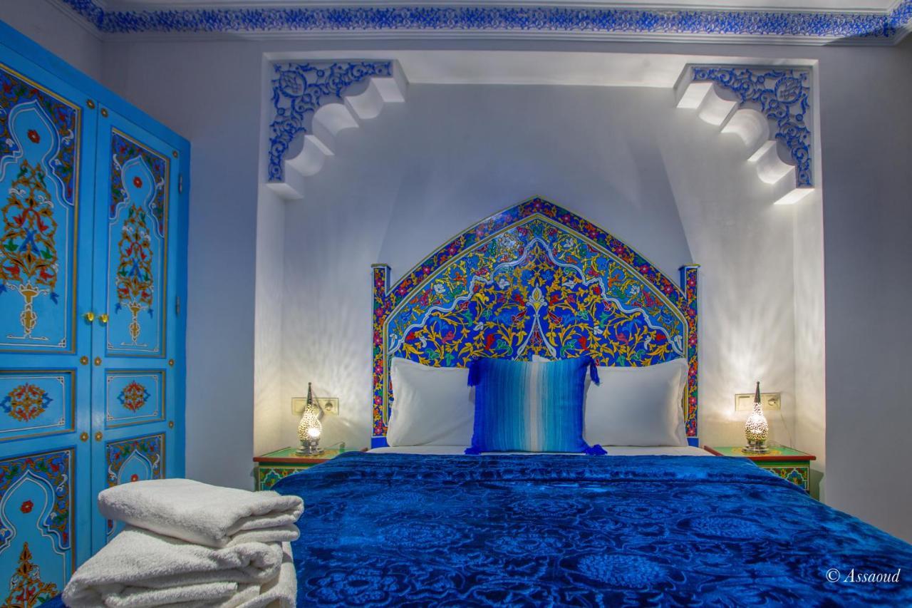 Puerta Azul Bed & Breakfast Чефчауен Екстериор снимка