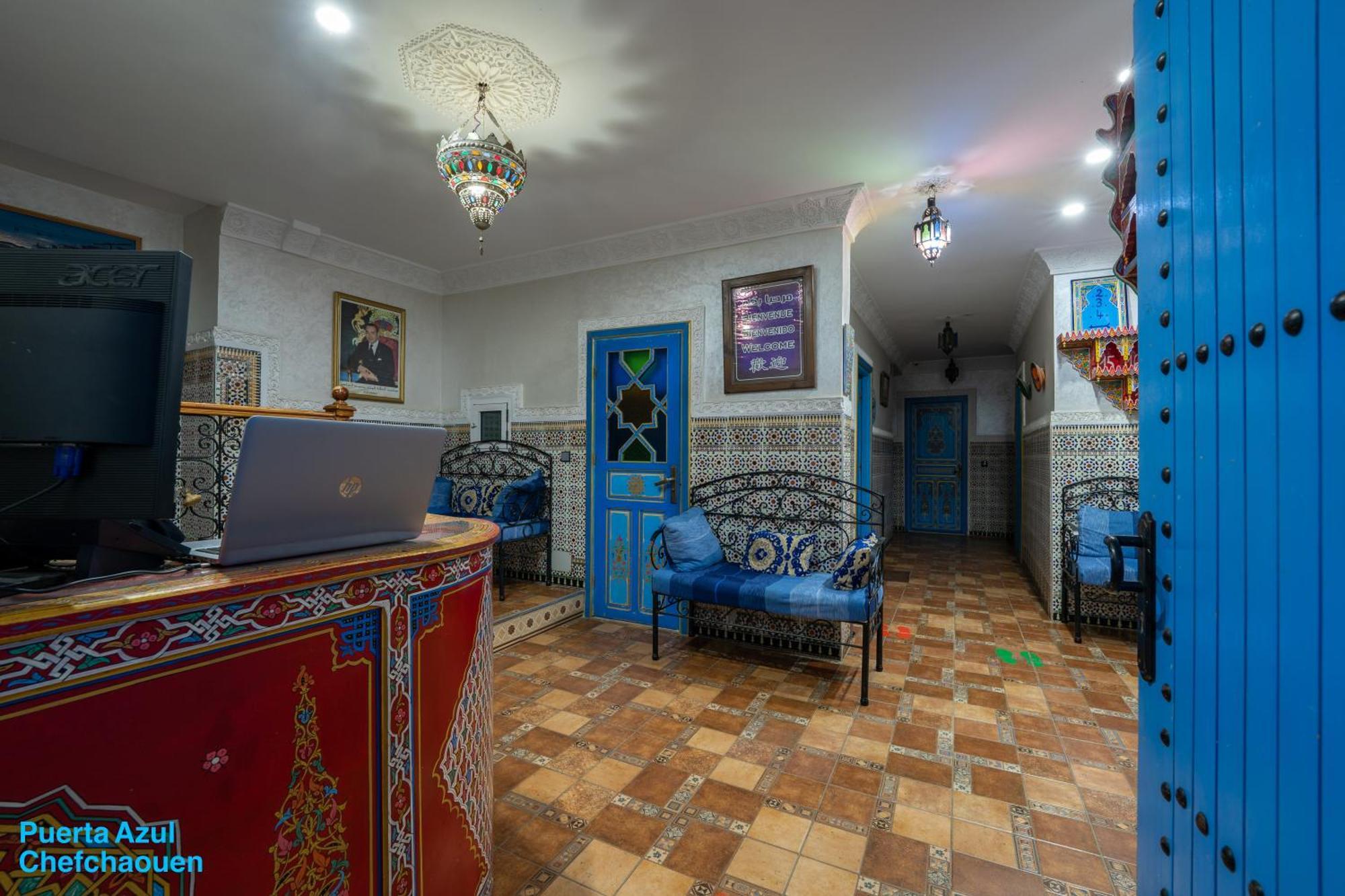 Puerta Azul Bed & Breakfast Чефчауен Екстериор снимка