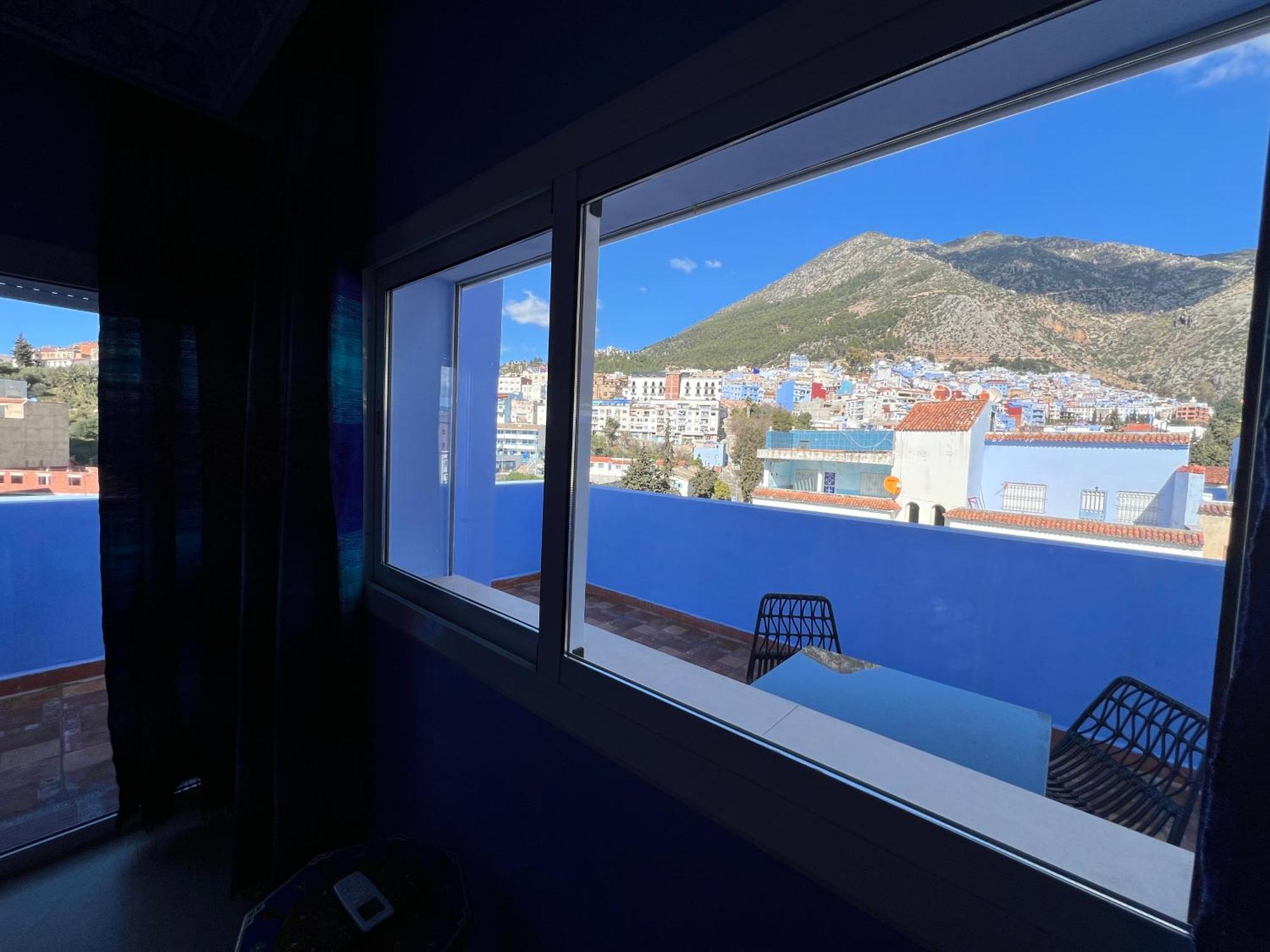 Puerta Azul Bed & Breakfast Чефчауен Екстериор снимка