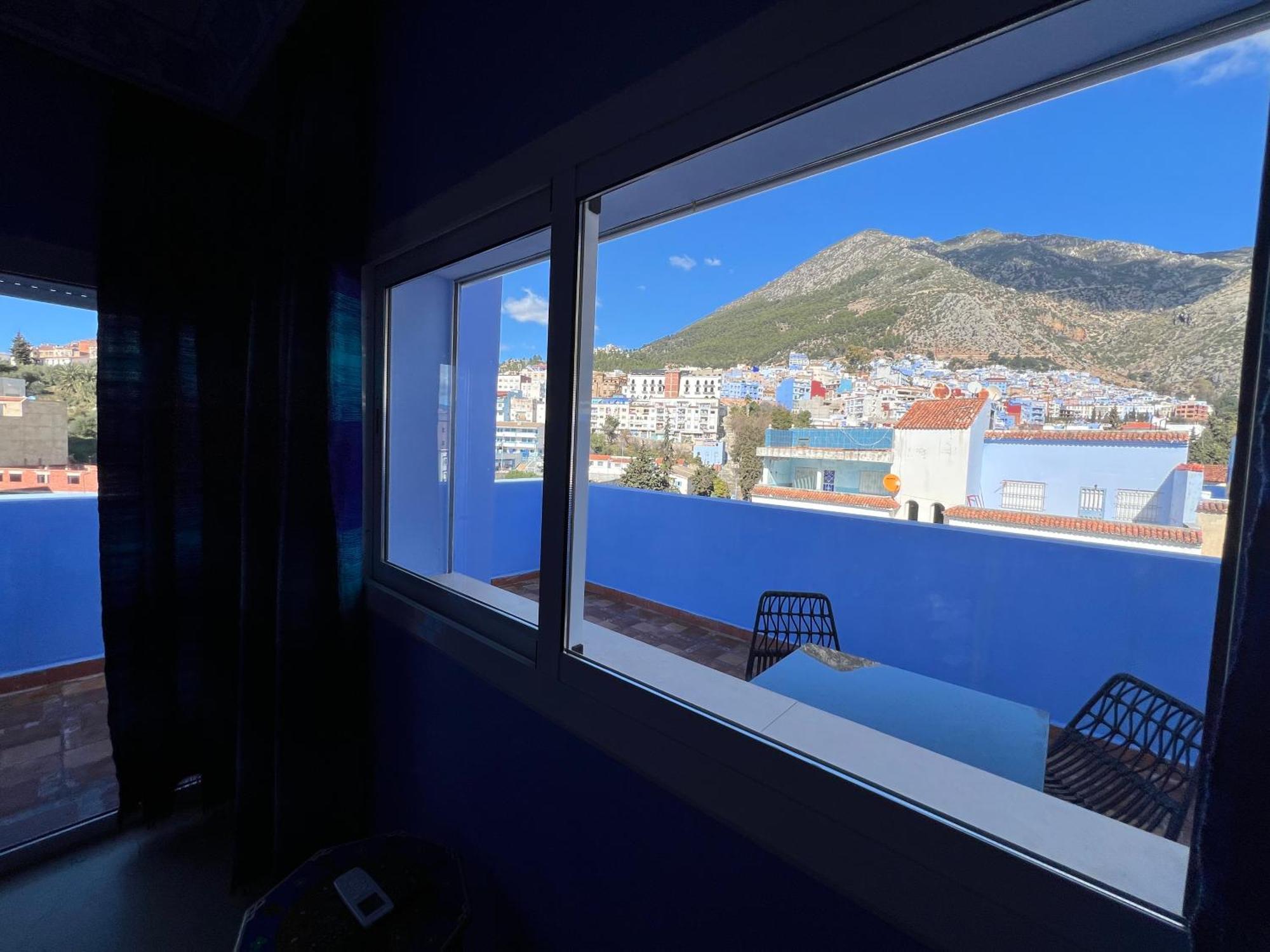 Puerta Azul Bed & Breakfast Чефчауен Екстериор снимка