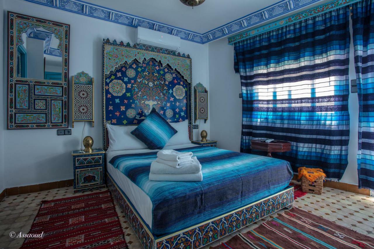 Puerta Azul Bed & Breakfast Чефчауен Екстериор снимка